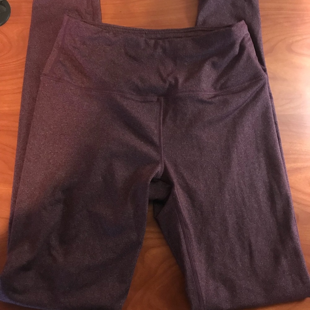 High waisted Kyodan burgundy leggings